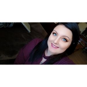 Meet your Posher, Leah